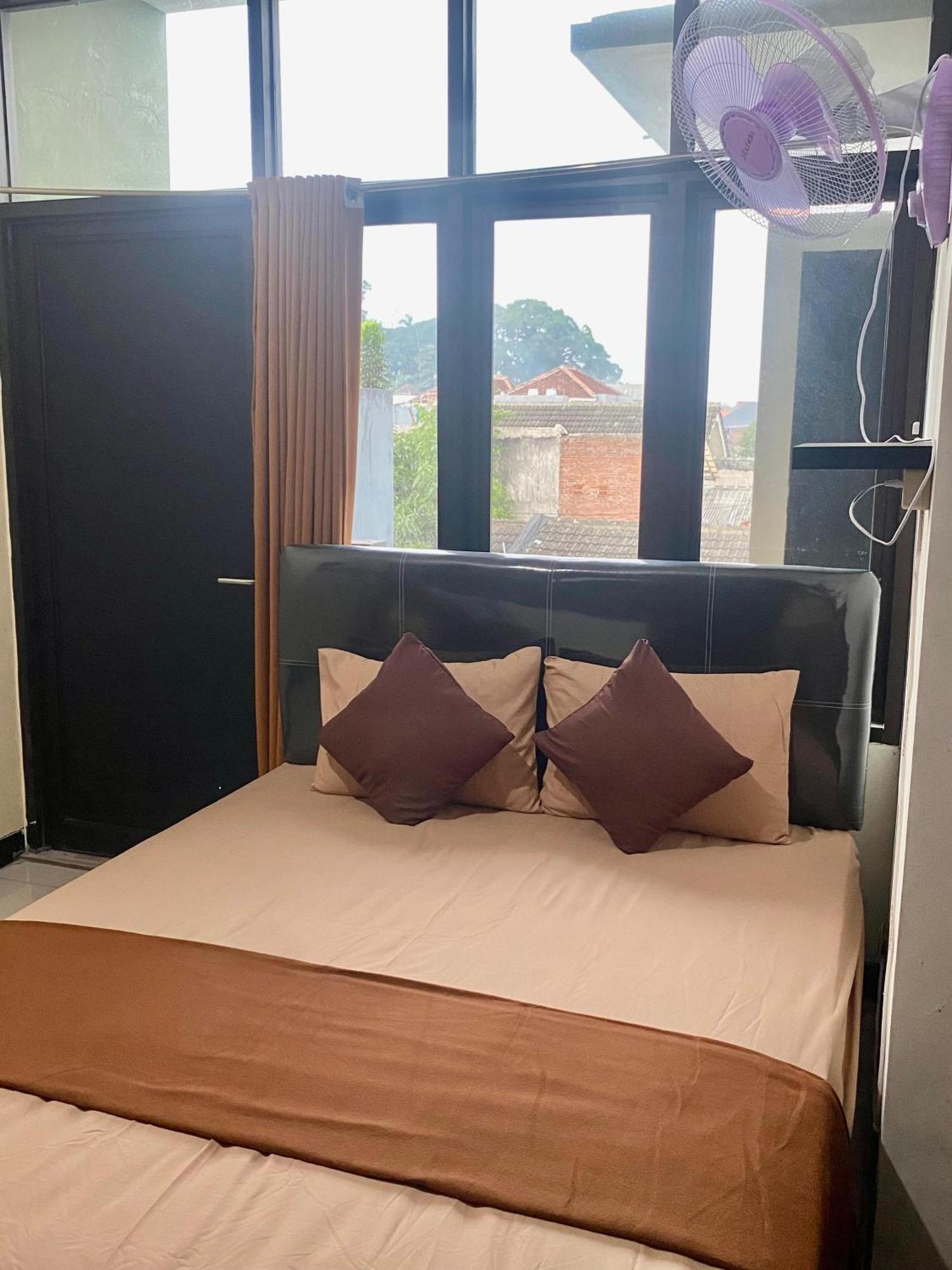 Zzz Hostel מאלאנג מראה חיצוני תמונה