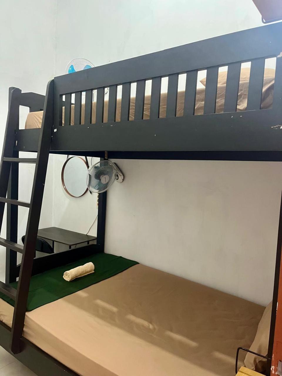 Zzz Hostel מאלאנג מראה חיצוני תמונה