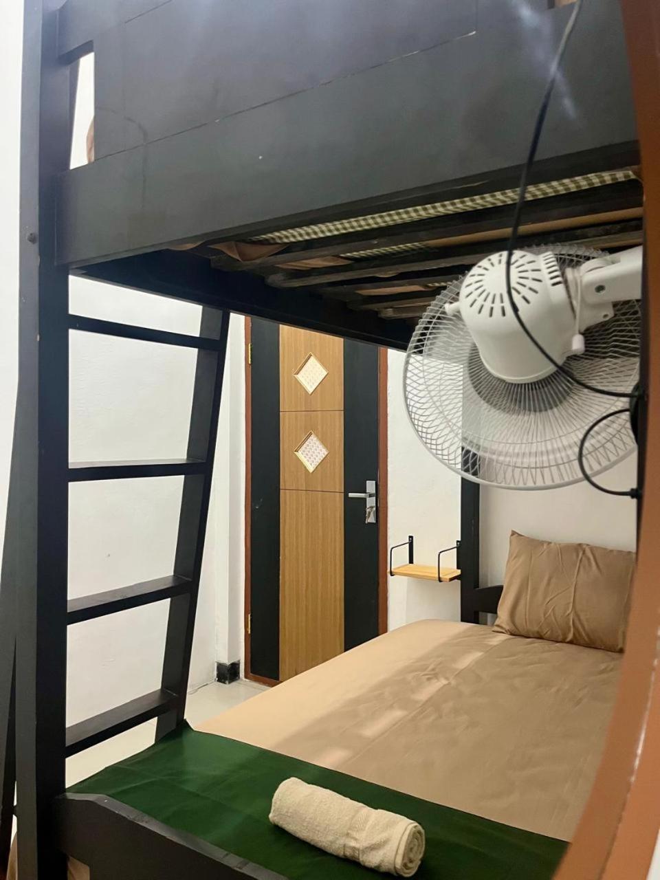 Zzz Hostel מאלאנג מראה חיצוני תמונה