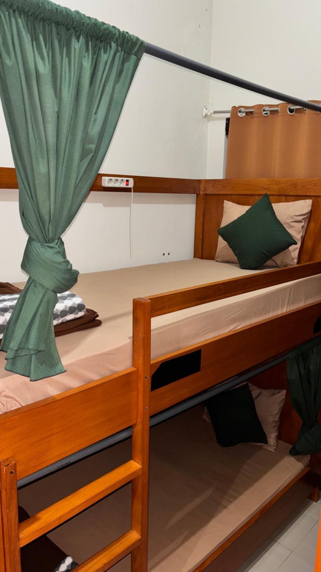 Zzz Hostel מאלאנג מראה חיצוני תמונה
